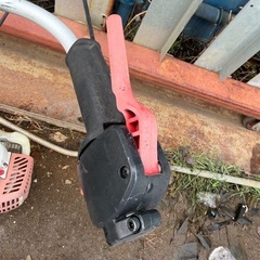 刈払機　草刈機の画像