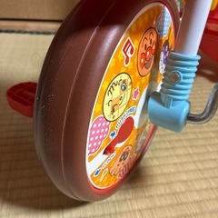 アンパンマン三輪車の画像