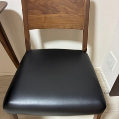 大塚家具ダイニングテーブル、椅子の画像