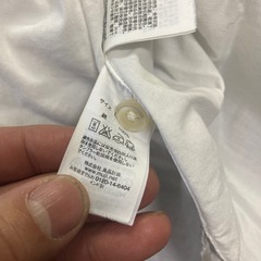 無印良品　男性シャツ　Mサイズ　お腹部分シミありの画像