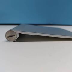 Apple Magic Trackpad A1339 (乾電池式)の画像