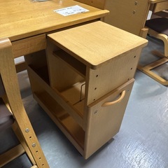 カリモクデスクセットの画像