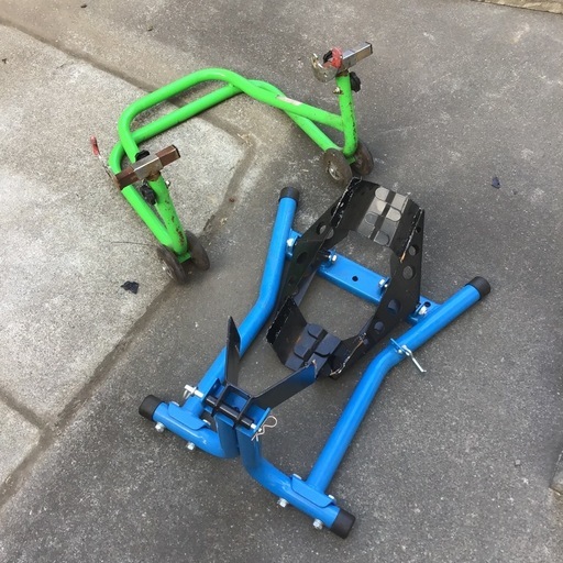 バイクメンテナンススタンド