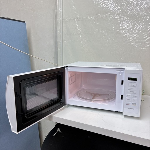 S255 ⭐ 2023年製の美品！ アイリスオーヤマ 電子レンジ （17L / ヘルツフリー）IMB-T178 ⭐ 動作確認済 ⭐ クリーニング済