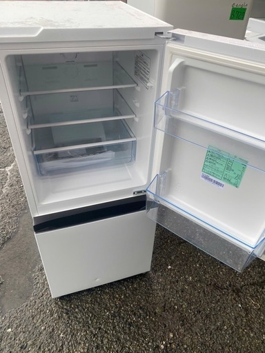 NO B726?福岡市内配送設置無料✨?冷蔵庫/ハイセンス/一人暮らし/135L/ボトムフリーザー/霜取り不要2022年式/HR-D1