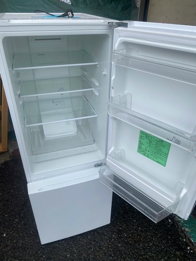 NO B729?福岡市内配送設置無料✨?YAMADASELECT(ヤマダセレクト）　YRZF15G1　2ドア冷蔵庫　(156L・右開き