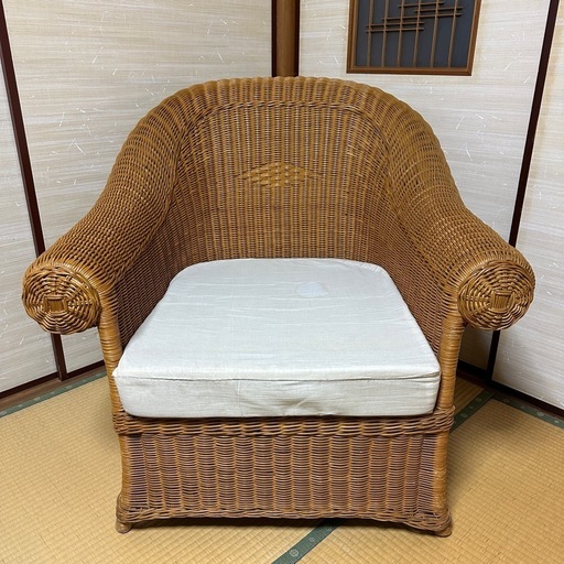 ラタン  アームチェア　椅子