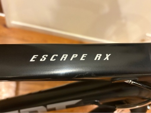 GIANT ESCAPE RX3　サイズS タイヤ新品✨