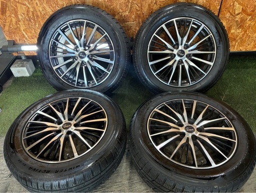 ?6日迄限定出品?225/60R18?18インチタイヤアルミセット‼️ご不要なタイヤ付きアルミ、廃バッテリー等お買取させて頂きます?