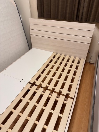 ニトリ　セミダブルベッド 引き出し付きヘッドボードフレームのみ