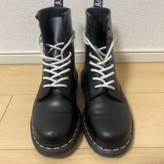 ドクターマーチン　　　8ホールの画像