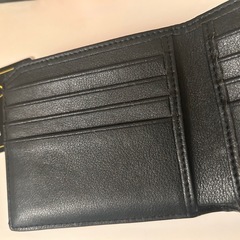 GUCCI 蛇デザイン 二つ折り財布の画像