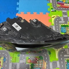 POLO 　ポロ　右　ヘッドライト　ハロゲン　フォルクスワーゲン　2Gの画像