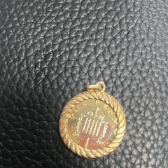 金のエリザベス、ネックレストップの画像