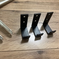 棚受け金具　2種類の画像