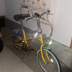 折りたたみ自転車の画像