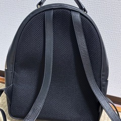 フルラ(FURLA)黒　ロビンリュックサック レザーバックパック　シボ革　ブラックの画像