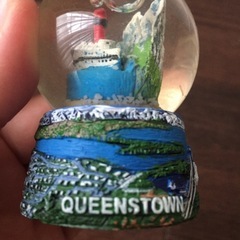 ニュージーランド　クイーンズタウン　スノードームの画像