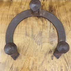 時代物 名工 菊池正直 作 妙心寺 古釘 五徳 共箱 良品 鉄製 花園 金牛院 小倉秀峰 箱書 茶道具 古道具 和骨董 和美術 古玩 煎茶道具 風炉 の画像