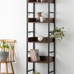 収納ラックの画像