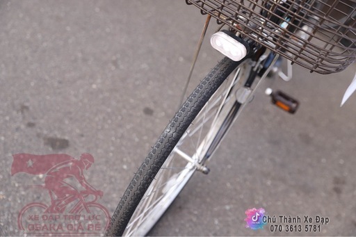 美品　電動アシスト自転車