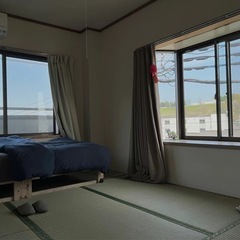 ベッドフレームの画像