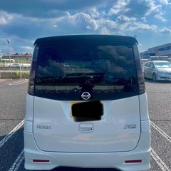 Nissan rooxの画像