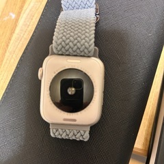 Apple Watch SE GPS 第二世代　44mm バッテリー９８%良好ですの画像