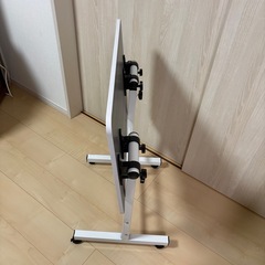 キャスター付き昇降テーブル✨️角度・高さ調整OK◎の画像