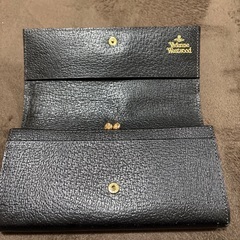 ヴィヴィアンウエストウッドの財布の画像