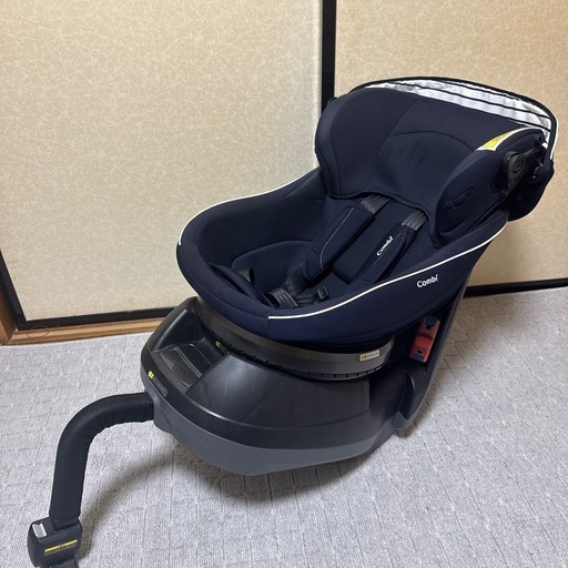 Combi チャイルドシート クルムーヴ CG-UTG