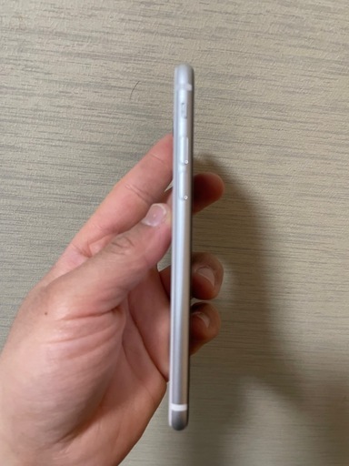 iPhone SE（第2世代）ホワイト 64GB／SIMフリー／美品（箱なし）