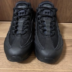 Nike Air Max 95 Essential Triple Black 27センチの画像
