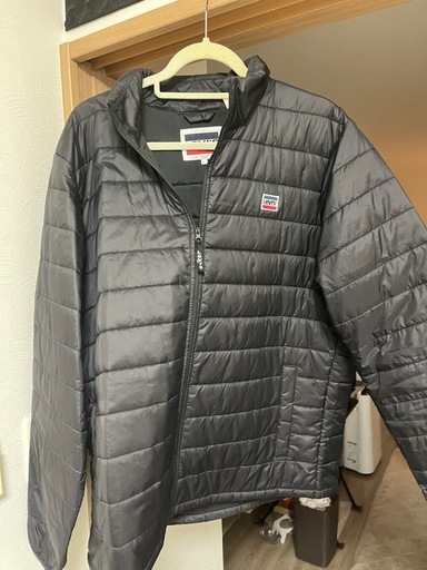 Levi’s  ナイロンジャケット　Lサイズ