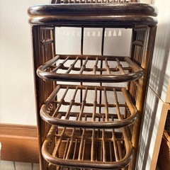 スリッパ/シューズラック籐の画像