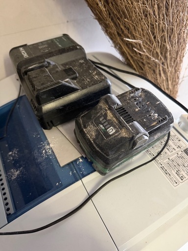 Hikoki ハイコーキ  36V バッテリーと充電器