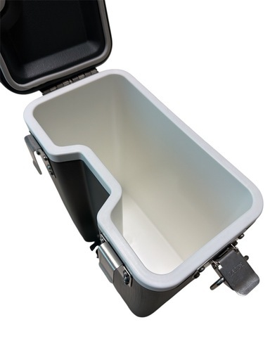 Daiwa /ダイワ PROVISOR SURF SXU-110 11リットル