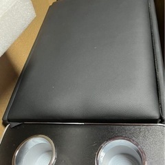 ハイエース　200系　コンソールボックスの画像