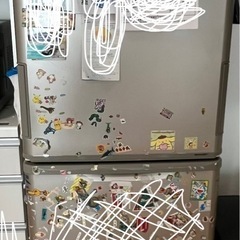 シャープ　冷蔵庫の画像