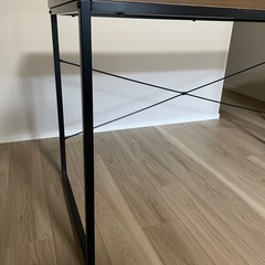 【2/7~8受渡し限定】ニトリ　デスクの画像