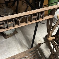 アンティーク ミシン脚rhythm テーブル　店舗什器 机 リメイク　古道具の画像
