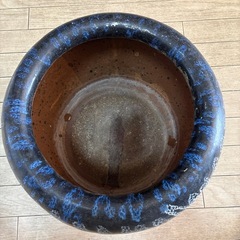 アンティーク火鉢の画像