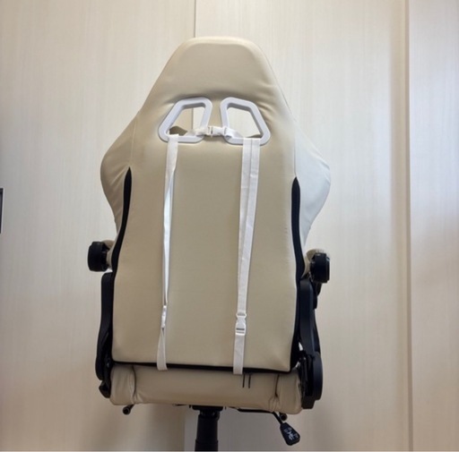 ゲーミングチェア　オットマン付き　マッサージ機付き　椅子