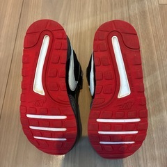 美品NIKE キッズ　スニーカーの画像