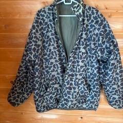 迷彩ジャンバー
の画像