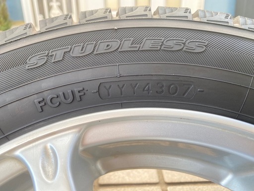 [値下げしました]155/65R13 ヨコハマiceGUARDバリ山