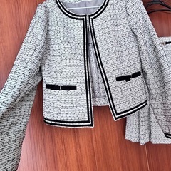 《 入学式・卒業式などに》セレモニースーツの画像