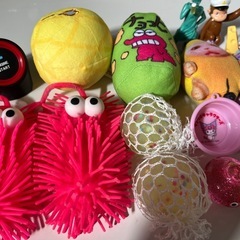 ◎無料で差し上げます◎おもちゃ　キーホルダー　ガチャガチャなどの画像