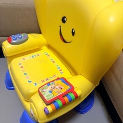 フィッシャープライス スマートステージ・バイリンガル・チェア にこにこ!ラーニング 12カ月~3才 赤ちゃん 幼児 子ども 幼児 おもちゃ ベビーチェア 知育玩具 知育 学習 早期教育 英語 外国語の画像