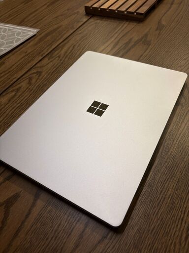 Surface Laptop Go 3 プラチナ